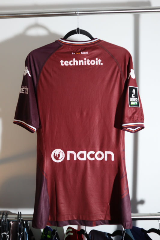 Metz Red